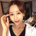 [근황] ‘해피시스터즈’ 한영, 일상 보니?…‘나이 잊은 동안 외모 돋보여’