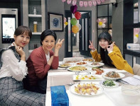 '해피시스터즈' 한영, 촬영 중 훈훈한 셀카 "우리 집에서"