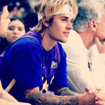 [근황] 저스틴비버(Justin Bieber), NBA 경기 관람 중?