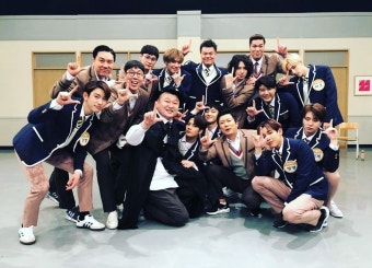 갓세븐(GOT7)-박진영, '아는 형님' 단체샷 공개…'100점 드립니다'