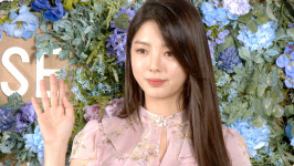 [HD영상] 엄현경, 꽃보다 더 이쁜 미모