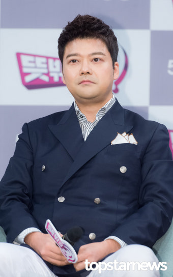 [HD포토] 전현무, '시츄상의 정석'