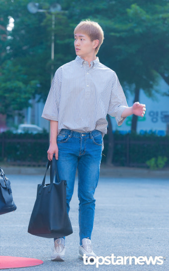 [HD포토] 샤이니(SHINee) 온유, '소년美 뿜뿜' (뮤직뱅크)