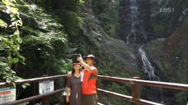 인간극장 엄마는 나의 힘 1부, 산(山) 으로 맺은 부부의 인연 산책은 지리산 불일폭포로…유방암 수술 후 자연 속 생활은 어머니의 선물