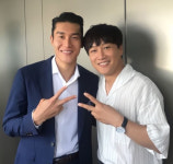 전북도청구내이용원 | '전북 현대 모터스' 이용, 차태현 옆에서도 꿀리지 않는 '훈훈한 모습'