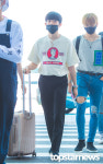 [HD포토] 워너원(Wanna One) 김재환, 출국엔 캐리어가 필수!