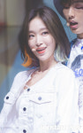 [HD포토] 소야(SOYA), 클로즈업에도 굴욕없는 꿀피부 (와이셔츠)