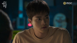 부잣집 아들 김지훈, 이규한 계략에 곤란해져 ··· 술값 계산 못해 우물쭈물하자 홍수현 센스 있게 대처