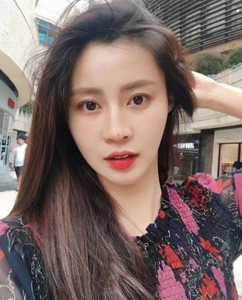 탈북 배우 김아라, 예쁨 폭발하는 근황 공개…'역시 미녀 배우'