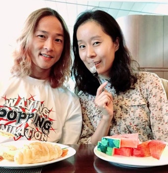 '박애리' 팝핀현준, 꿀 떨어지는 일상 한 컷…'여전히 신혼 같은 부부'