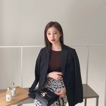 '러브캐처' 김지연, 색다른 모습으로 눈길…