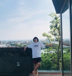 엑소(EXO) 백현, 제주도서 여유로운 한때 만끽…최고 힐링