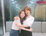 박소현, 청하 옆에서도 밀리지 않는 최강 동안 비주얼…방부제 미모