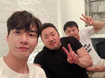 '너의 결혼식' 김영광, 마동석-고규필과 함께…'귀요미 형님들'