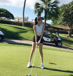 성난황소 마동석 여자친구 예정화, SNS 속 일상 모습도 화제...골프에 푹 빠져