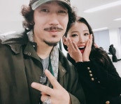 '뷰티 유튜버' 이사배, 타이거JK 만났다…"안 믿겨요"