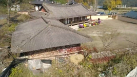 인간극장 그 여자의 마당 넓은 집 1부, 뜻밖의 치유 준 한옥 살이 의료사고로 떠난 아이 위해 보상금으로 나무 심어