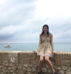 영화 작업의 정석 손예진, 인스타그램 속 빛나는 미모…환하게 웃으며