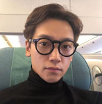 김태희♥ 비(정지훈), 안경 써도 잘생긴 모습…훈훈 미 가득한 일상