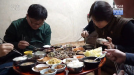 인간극장 지리산 공할머니민박 3부, 27첩 나물밥상에 반한 민박객들