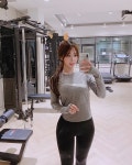 잼라이브 김해나 아나운서, 대문자 S라인 과시…군살 제로