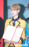[HD포토] 이대휘, 고민없이 저장각 (제 8회 서울공연예술고등학교 졸업식)