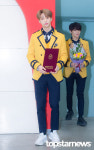 [HD포토] 스트레이키즈(Stray Kids) 현진, 아무것도 모르는 표정 (제 8회 서울공연예술고등학교 졸업식)