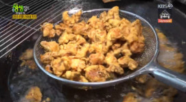 [종합] 2TV 저녁 생생정보 39년 전통 가마솥 치킨+25년 전통 멸치국수&비빔국수+3단 육해공 철판구이+우삼겹 짬뽕전골