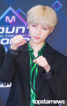 [HD포토] 투모로우바이투게더(TXT) 범규, 받아라 냥냥펀치 (엠카운트다운)