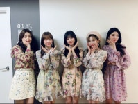 라붐(LABUOM), 팬들 마음 저격하는 꽃미모…사랑스러움이 물씬