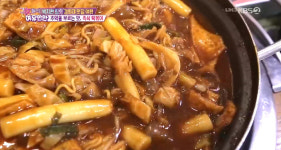 [종합] 그녀들의 여유만만 중앙대 카우버거+흑석시장 40년 전통 칼국수 맛집+경희대 즉석 떡볶이+회기 파전 골목