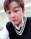 허각, 맑은 피부로 자랑한 동안 비주얼…노래로 전한 봄 향기