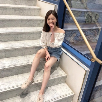 '러브캐처 시즌1' 김지연, 첫사랑을 떠올리는 순수 비주얼…