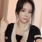 제이플라(j.Fla), 영국에서의 일상 공개...구독자 천만 유튜버의 청초한 비주얼