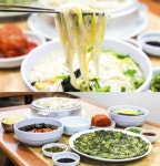 서울 정릉동 건진국수 맛집 위치는? 메밀묵-손칼국수-손만두-부침-조밥-수육 김영철의 동네한바퀴 [★픽]