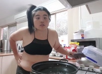 구도 쉘리, 등뼈찜 먹방 논란에 권혁수 탈의하라고 해…권혁수 측 사전 협의 NO 