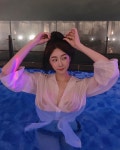 롯데 자이언츠 치어리더 안지현, 제주도서 여신매력 뽐내…'비키니 입은 섹시큐티 혀니'