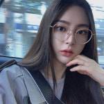 러브캐쳐2 송세라, 데뷔 부르는 분위기 뽐내며 찰칵…박정진이 반한 미모