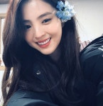 한소희, 첫 팬 조공 커피차에 감동+꽃미모 폭발 평생 잊지 못할 날 