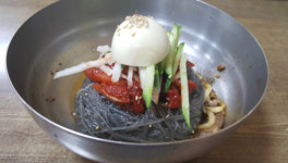 2TV 저녁 생생정보-전설의맛 34년 전통 명태회냉면+60년 전통 석쇠불고기 맛집, 위치는?