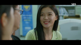 편의점 샛별이 지창욱, 김유정 아슬아슬 비밀연애 시작....김유정, 전세 사기범 잡았다 (2)