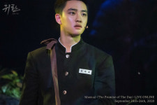 "군대에서도 여전한 눈빛"…엑소(EXO) 도경수, 뮤지컬 '귀환' 리허설 스틸컷 공개돼 관심↑