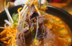 2TV 저녁 생생정보-택시맛객 경기도 양평 매운 곰탕+더덕삼합 맛집, 위치는?