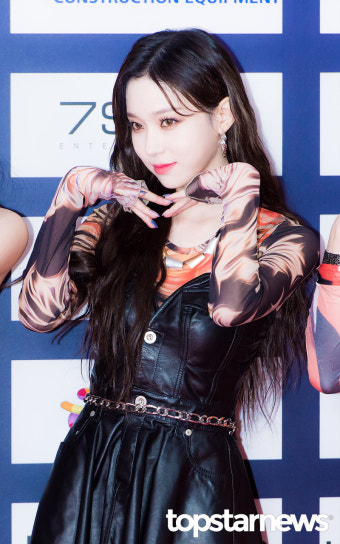[HD포토] 에스파(aespa) 윈터, '레드카펫의 꽃' (2021드림콘서트 레드카펫)
