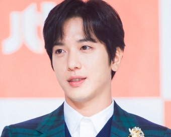 씨엔블루(CNBLUE) 정용화, 차기작은 '밑도 끝도 없이 너다'? FNC 측 