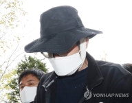 '층간소음 살인미수사건' 피해가족 측, 경찰 부실대응 처벌 호소…하루 만에 10만 동의