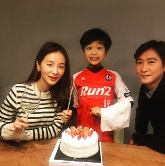 고지용허양임, '결혼 8주년'에 공개한 아들 승재 근황