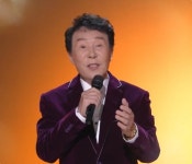 가요무대 송대관, 해뜰날로 대미 장식하며 70대 나이 잊은 열창!