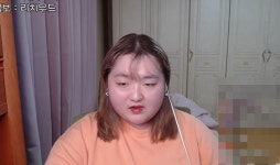 비만이 한심해?…22세 당뇨 유튜버 예몽, 악플러에 분노