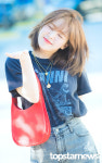 [HD포토] 레드벨벳(Red Velvet) 웬디, 완쌤의 뮤직테라피 기대해주세요 (웬디의 영스트리트 출근길)